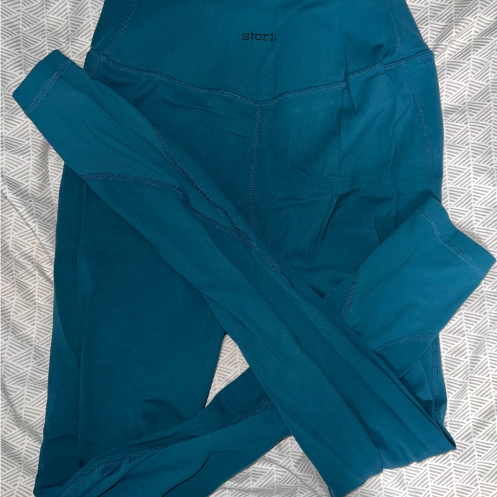 Stori elevate tight